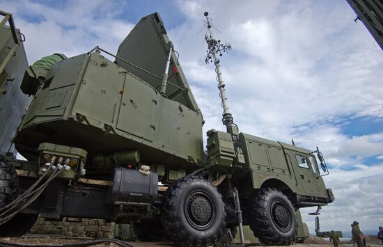 S-400 regiment enters on duty in Crimea