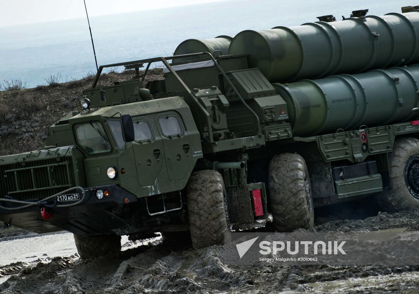 S-400 regiment enters on duty in Crimea