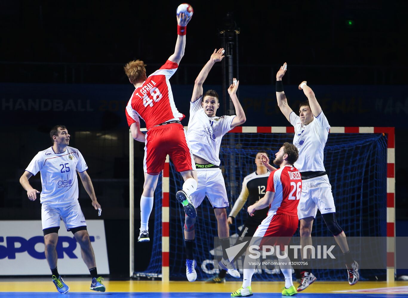 The 2017 IHF World Men's Handball Championship. Poland vs. Russia