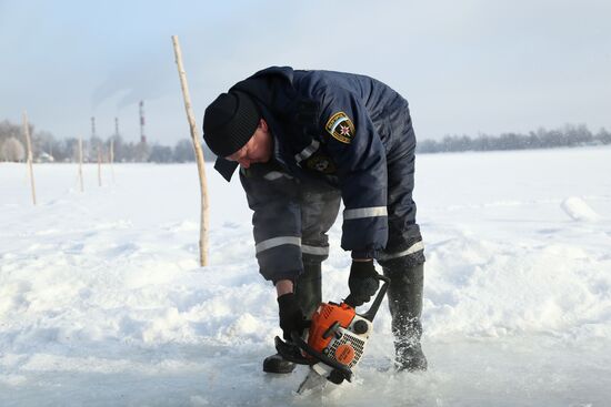 Preparation of ice holes for Epiphany bathing in Belgorod region
