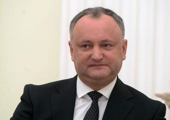 Vladimir Putin meets with Moldovan President Igor Dodon