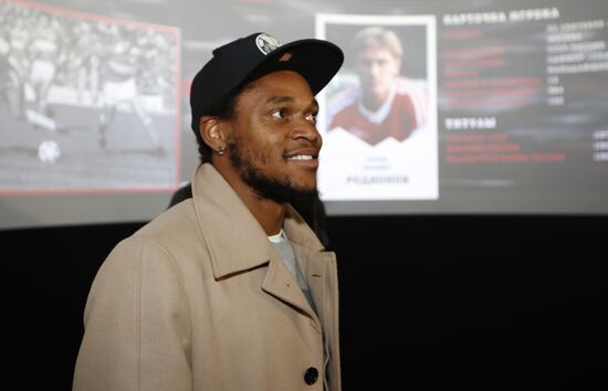 Luiz Adriano transfers to FC Spartak