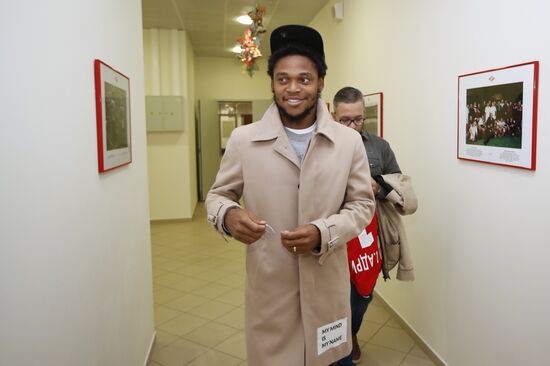 Luiz Adriano transfers to FC Spartak
