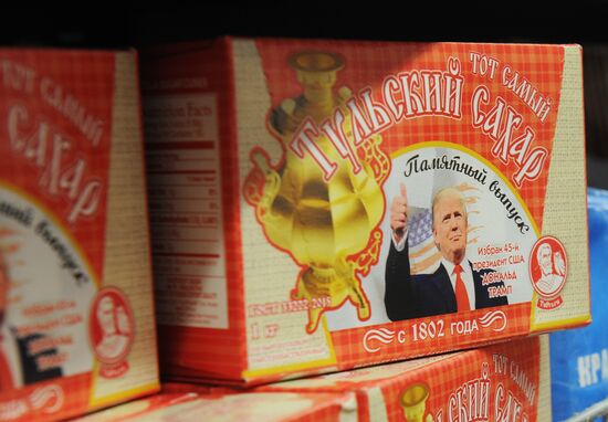 Pack of refined sugar with Donald Trump's picture in Tula