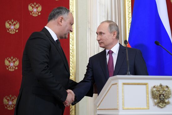 Russian President Vladimir Putin meets with President of Moldova Igor Dodon
