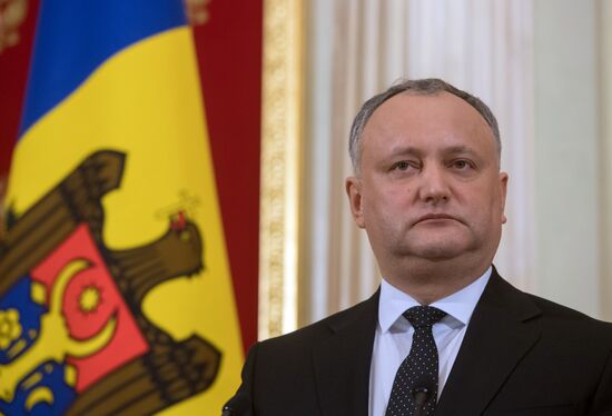 Vladimir Putin meets with Moldovan President Igor Dodon