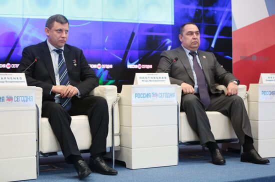 News conference by leaders of LPR and DPR in Crimea