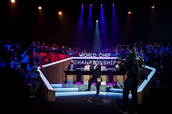 Filming "Kitchen: Last Battle"