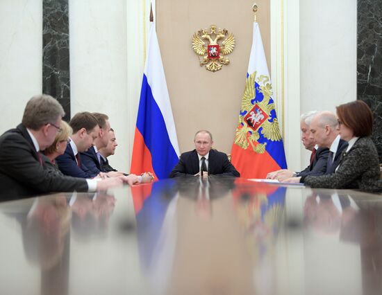 President Vladimir Putin holds meeting on economic issues