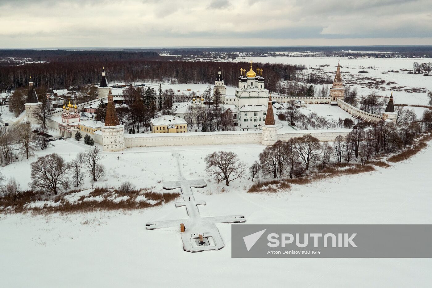 Epiphany celebrations at Joseph-Volokolamsk Monastery in Moscow Region