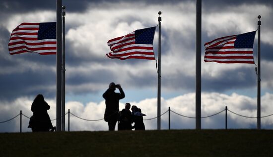 Washington prepares for Trump's inauguration