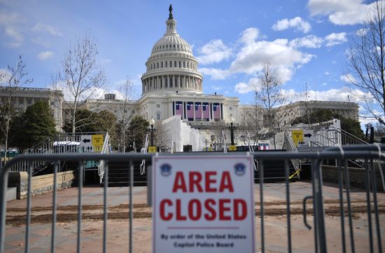 Washington prepares for Trump's inauguration