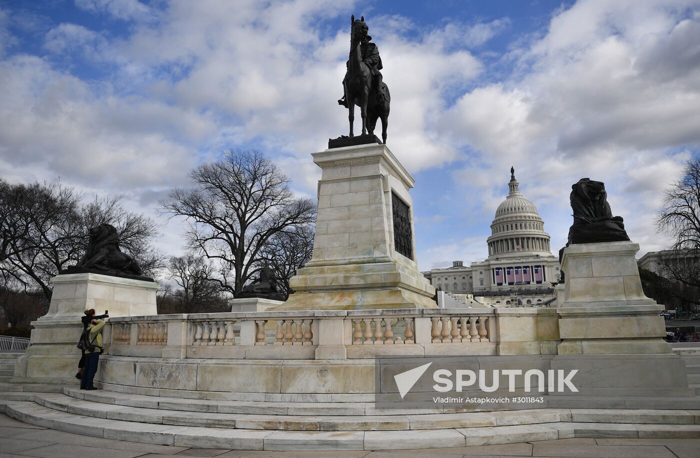 Washington prepares for Trump's inauguration