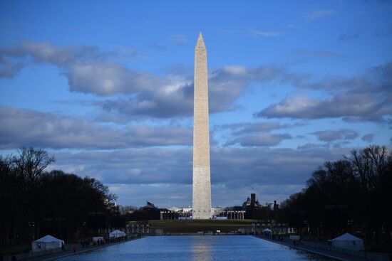 Washington prepares for Trump's inauguration