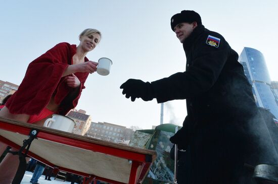 Pacific Fleet sailors with families celebrate Epiphany in Vladivostok