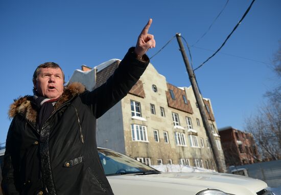 Singer Alexander Novikov gives news conference in Yekaterinburg