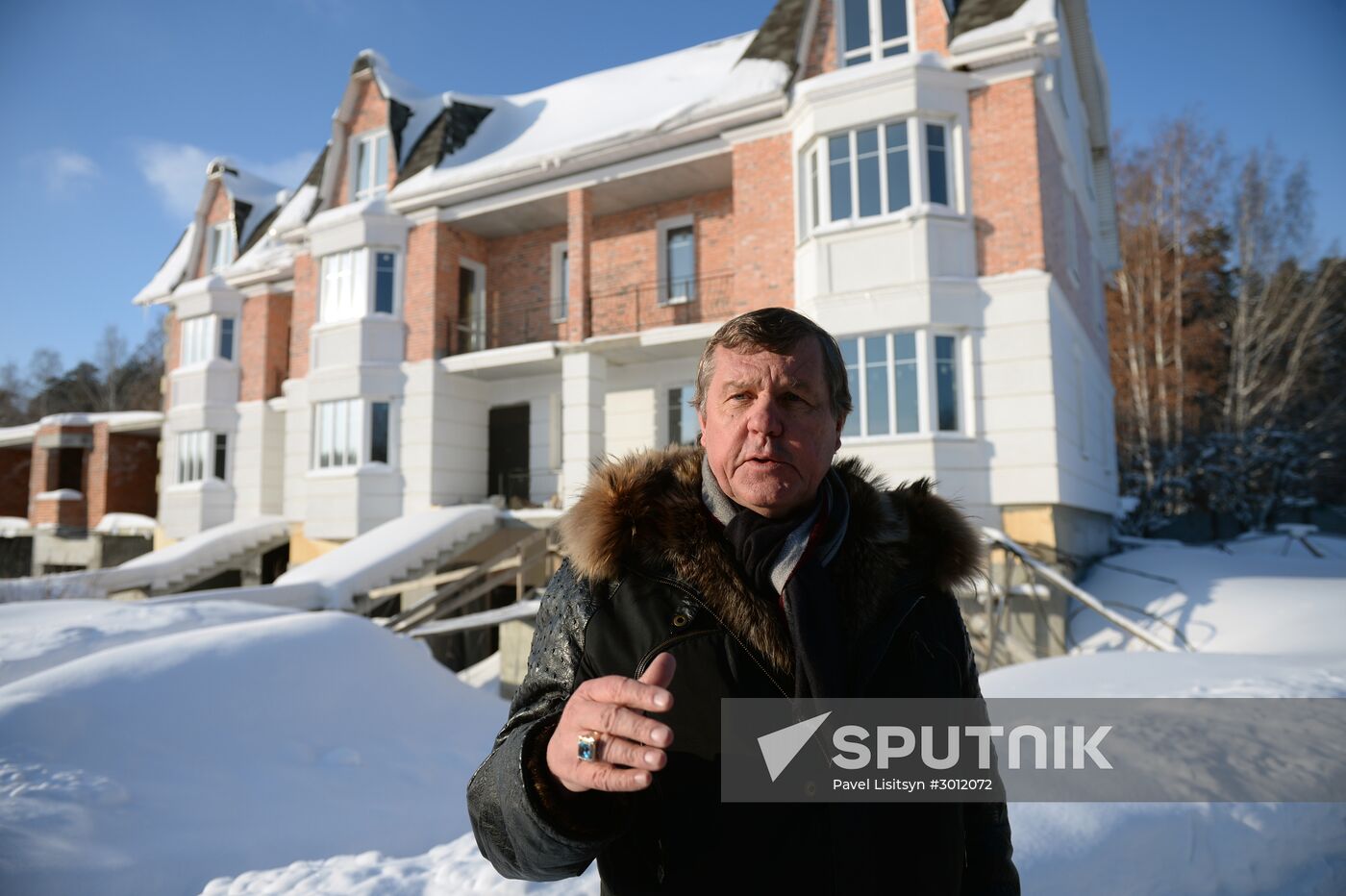 Singer Alexander Novikov gives news conference in Yekaterinburg