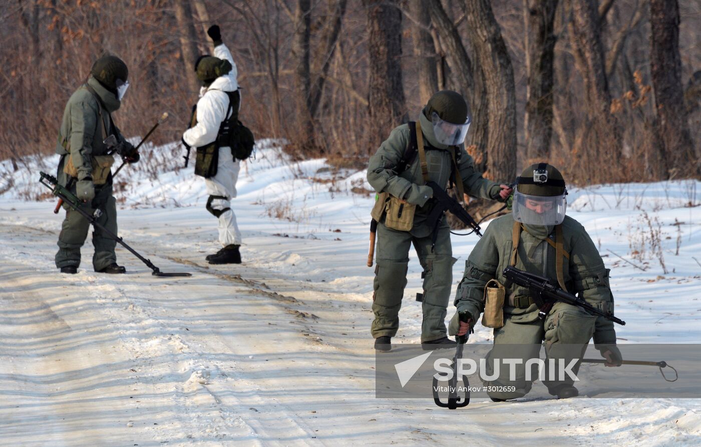 Pacific Fleet's detached combat engineers battalion exercises