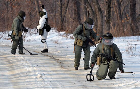 Pacific Fleet's detached combat engineers battalion exercises