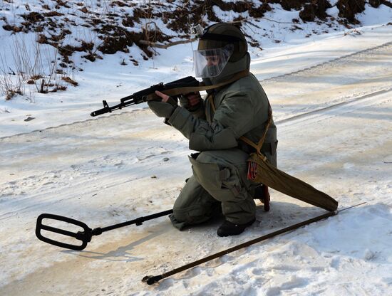 Pacific Fleet's detached combat engineers battalion exercises