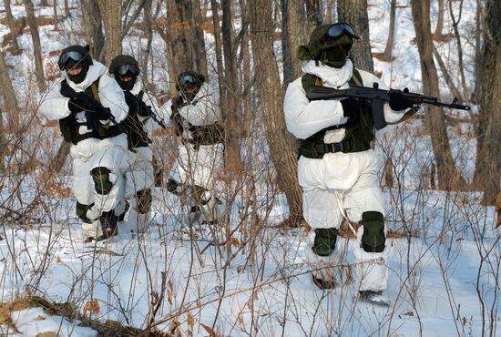 Pacific Fleet's detached combat engineers battalion exercises