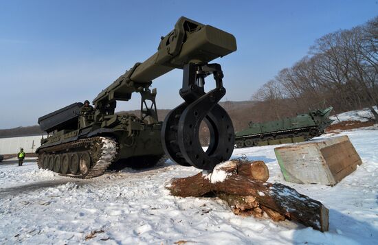 Pacific Fleet's detached combat engineers battalion exercises