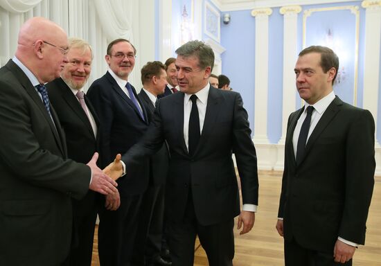 Dmitry Medvedev meets with Karen Karapetyan