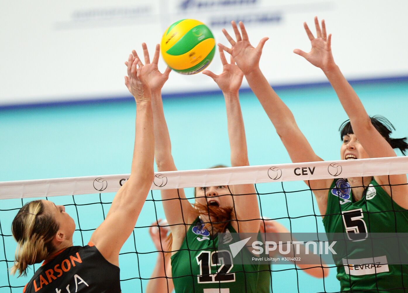 CEV Women's Champions League. Uralochka-NTMK vs. Eczacibasi