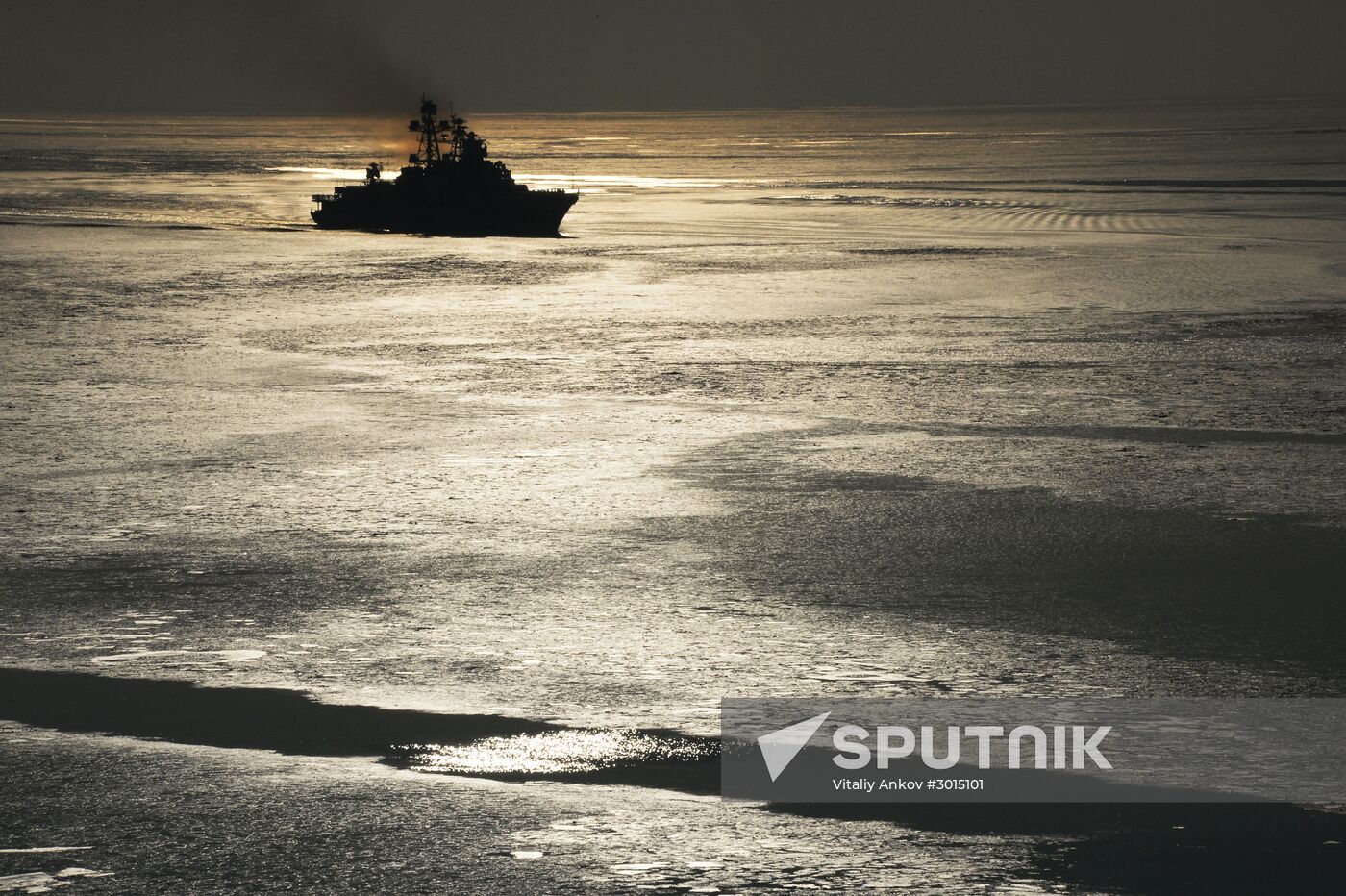 Ceremonial greetings for Pacific Fleet ships