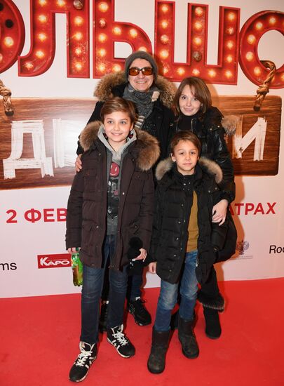 Premiere of Ilya Uchitel's film Big Village Lights
