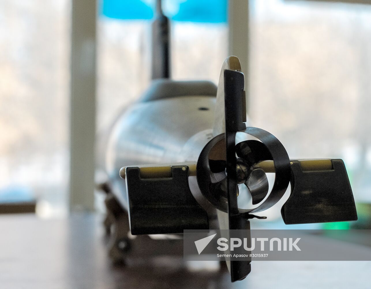 Valentin Gulyayev from Vladivostok builds functional submarine models