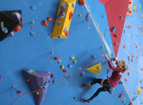 Opening of military climbing wall in Patriot park