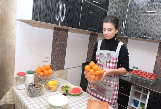 Making mandarin orange jam in Abkhazia