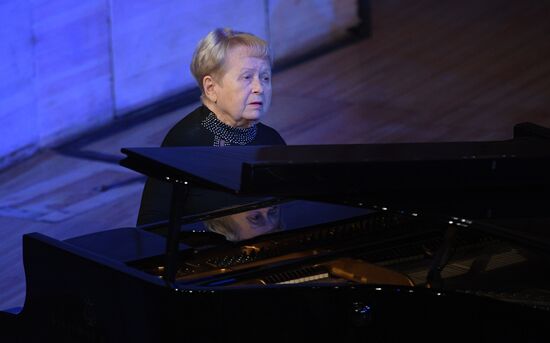 Concert in memoriam of Alexandrov Song and Dance Company artists