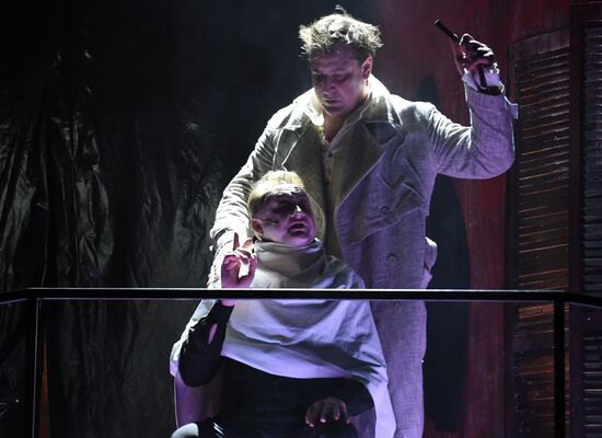 First immersive musical "Sweeney Todd: The Demon Barber of Fleet Street"