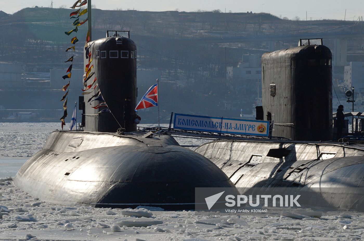 The diesel submarine Komsomolsk-on-Amur returns to Pacific Fleet