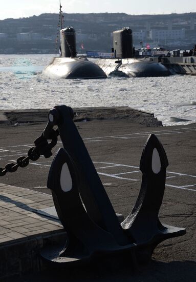 The diesel submarine Komsomolsk-on-Amur returns to Pacific Fleet
