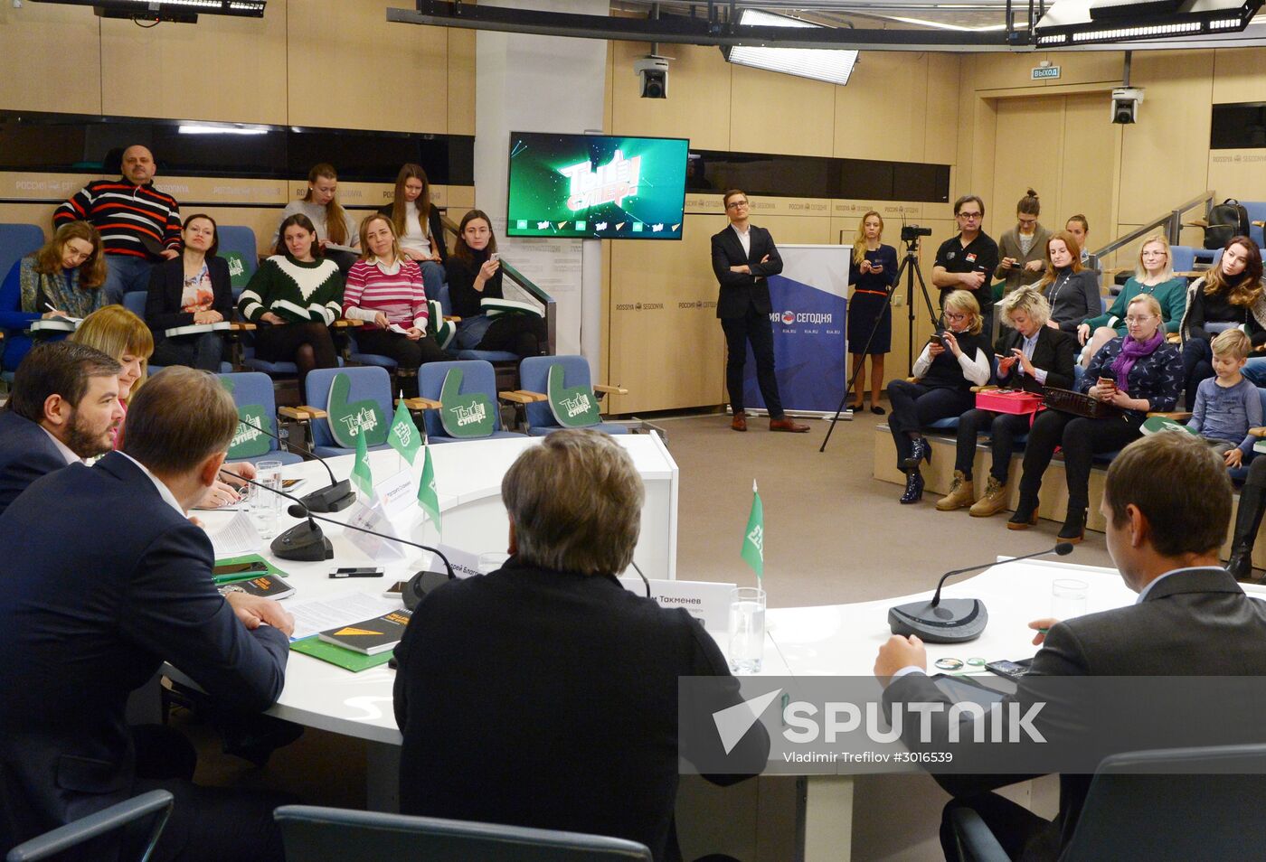 News conference on children's vocal contest 'You're super!' on NTV