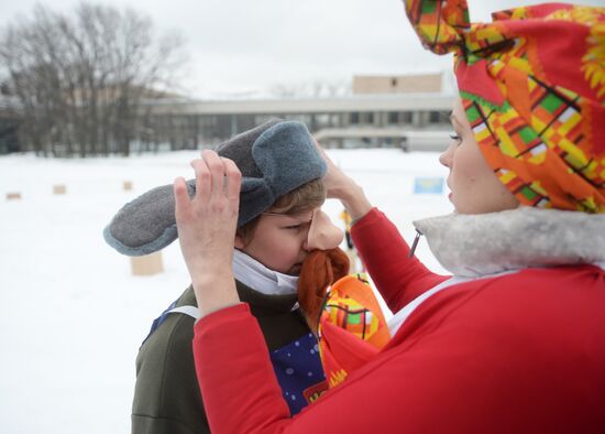 Homemade sled race on Vorobyovy Hills