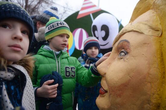 Homemade sled race on Vorobyovy Hills
