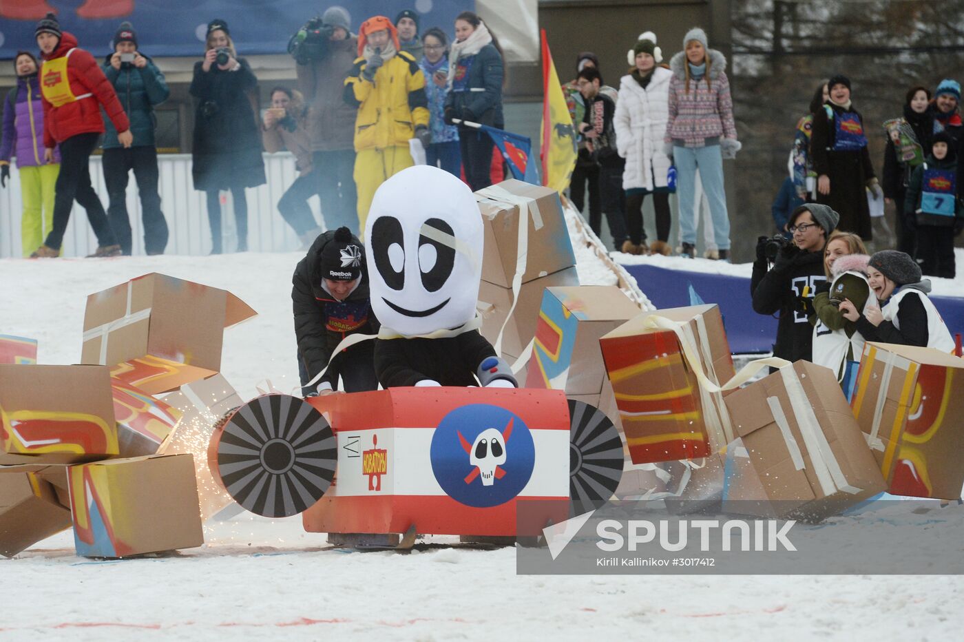 Homemade sled race on Vorobyovy Hills