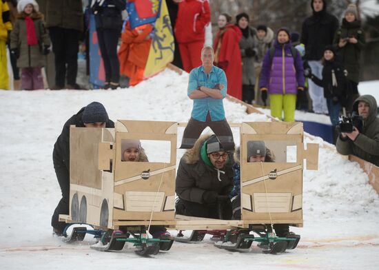 Homemade sled race on Vorobyovy Hills