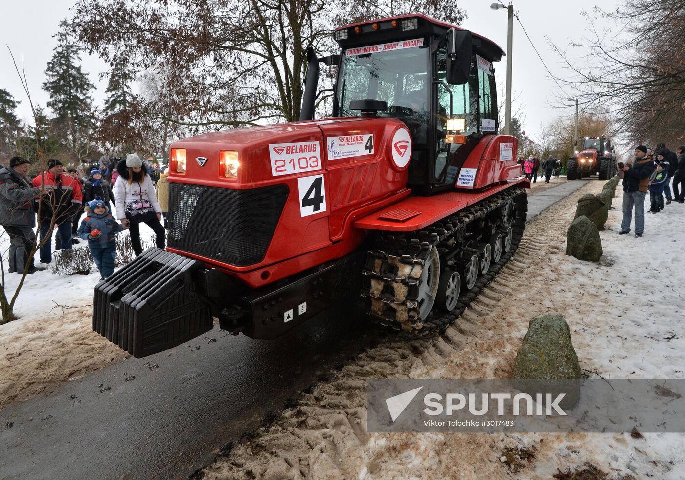 Paryzh-Mosar tractor rally in Belarus