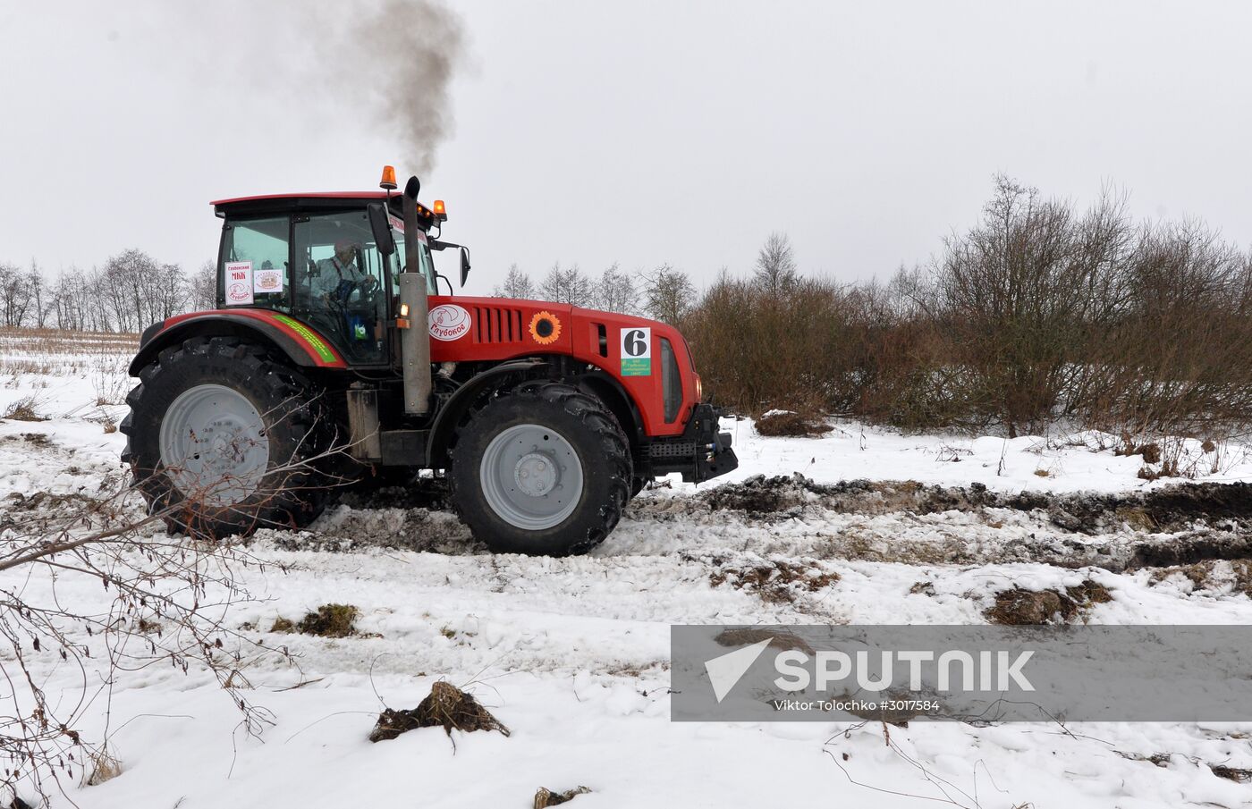 Paryzh-Mosar tractor rally in Belarus
