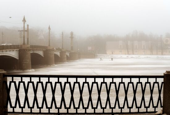 St Petersburg fog