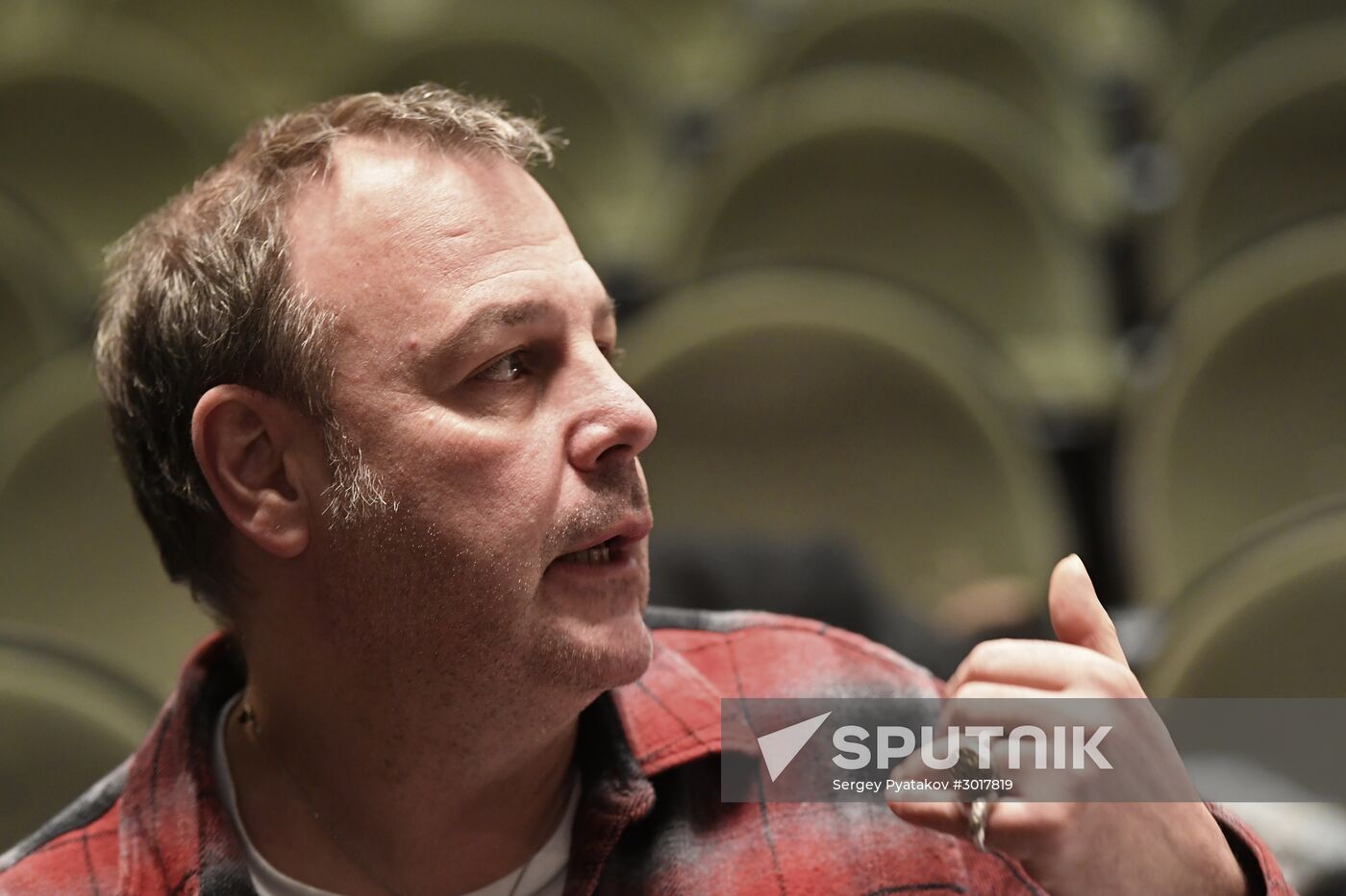 Amphitryon play run-through at Pyotr Fomenko Studio Theater