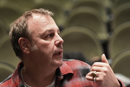 Amphitryon play run-through at Pyotr Fomenko Studio Theater