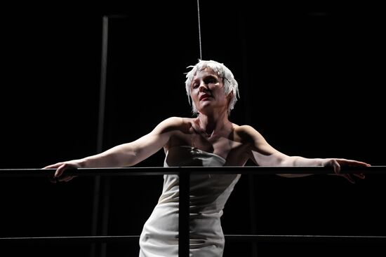 Amphitryon play run-through at Pyotr Fomenko Studio Theater