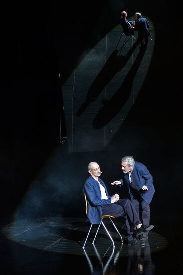 Amphitryon play run-through at Pyotr Fomenko Studio Theater