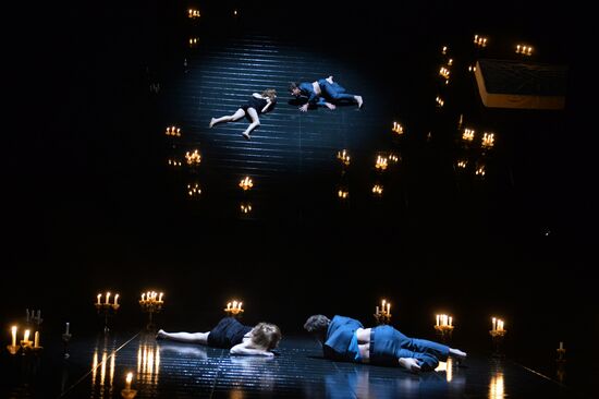 Amphitryon play run-through at Pyotr Fomenko Studio Theater